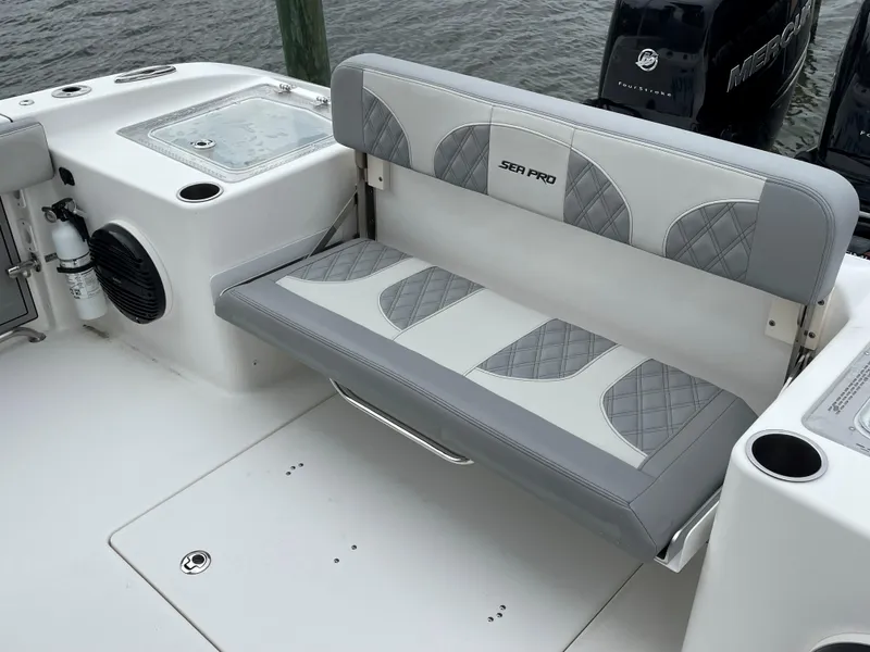 Slide: The Image of Sea Pro 320 DLX Dealer Demo- Cockpit Seating - 17