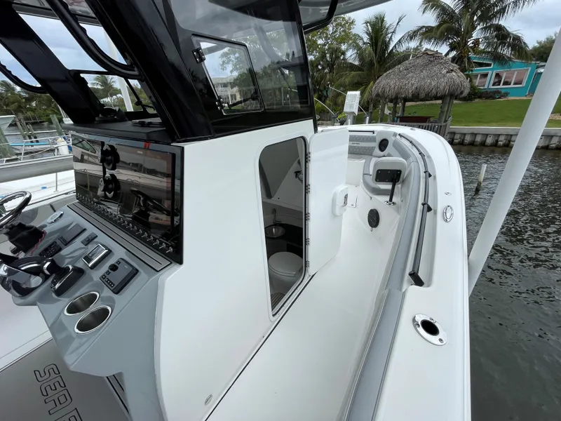 Slide: The Image of Sea Pro 320 DLX Dealer Demo- Center Console - 25