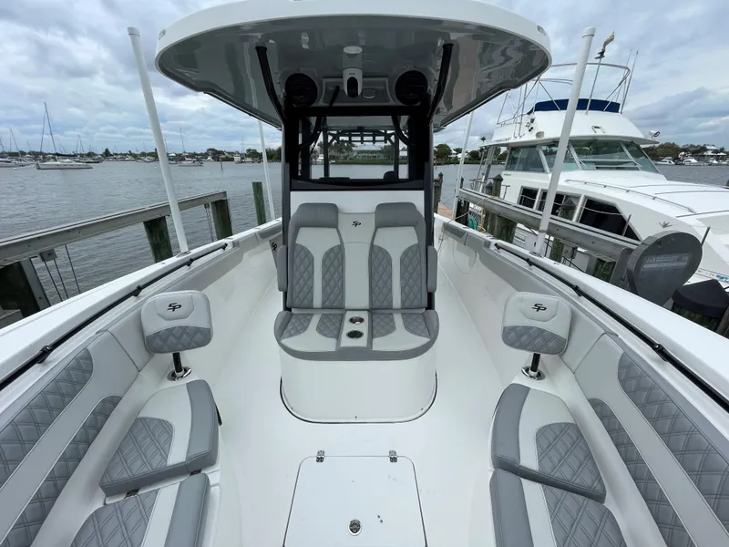 Slide: The Image of Sea Pro 320 DLX Dealer Demo- Bow - 9