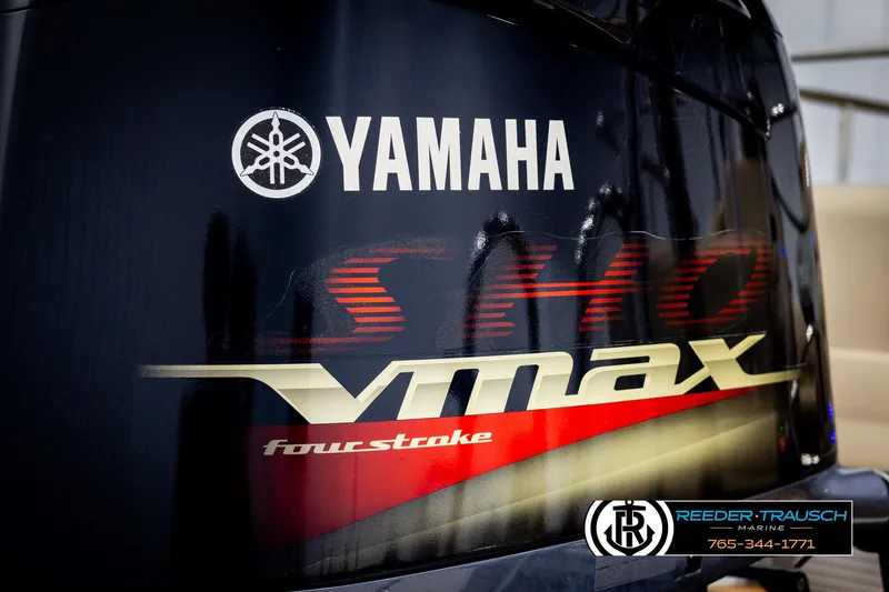 Slide: The Image of Yamaha SHO VMAX four-stroke engine on 2014 SunCatcher Elite 324 boat. - 44