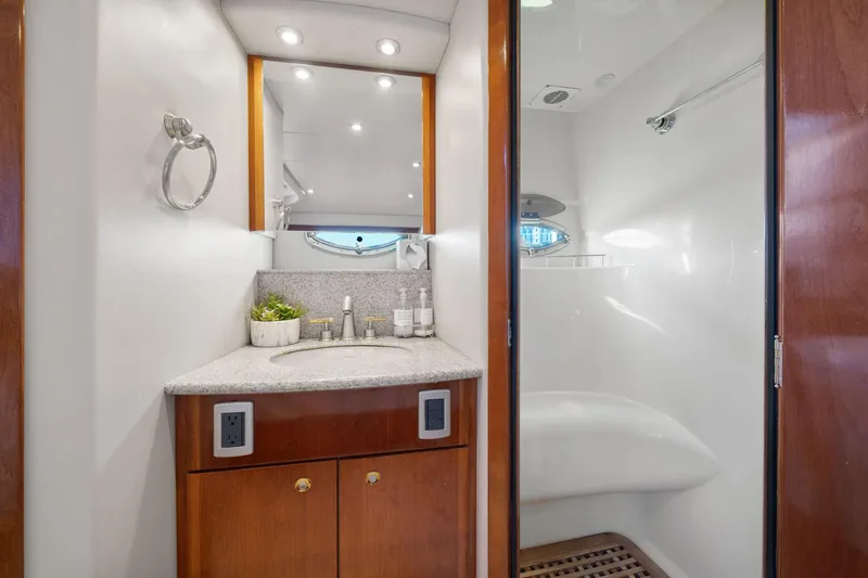 Slide: The Image of Meridian 459 Motoryacht 2007 - 15