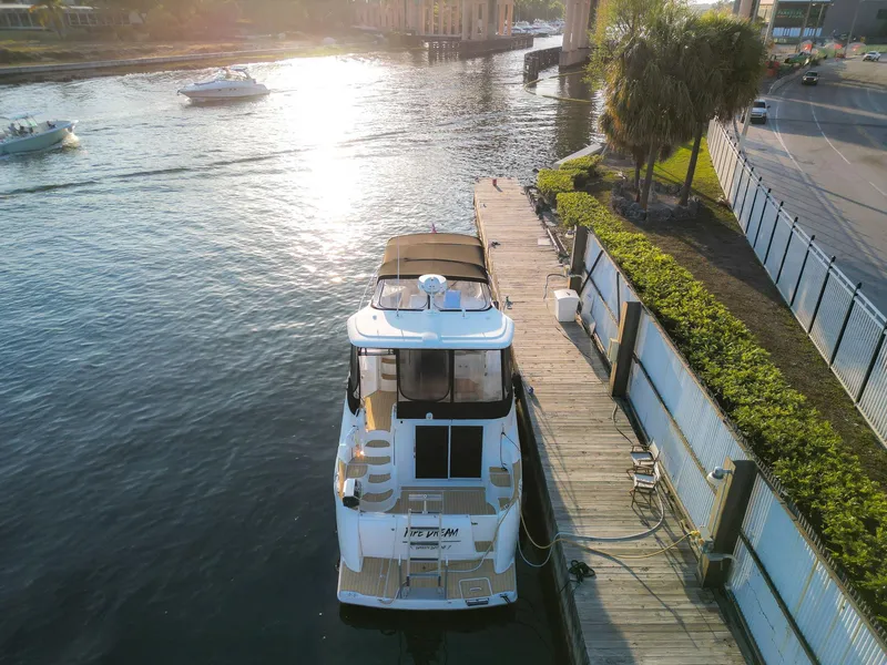 Slide: The Image of Meridian 459 Motoryacht 2007 - 35