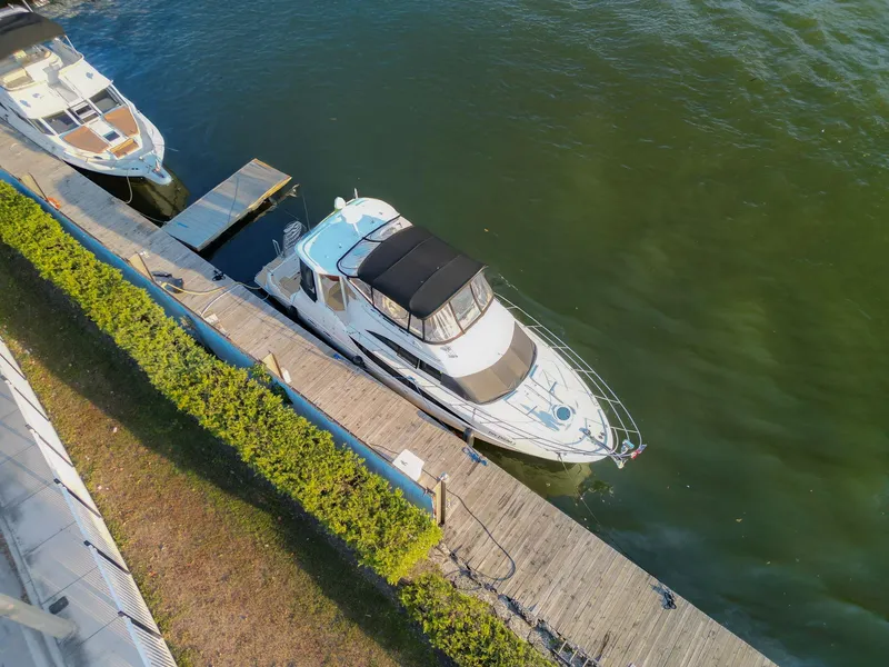 Slide: The Image of Meridian 459 Motoryacht 2007 - 37