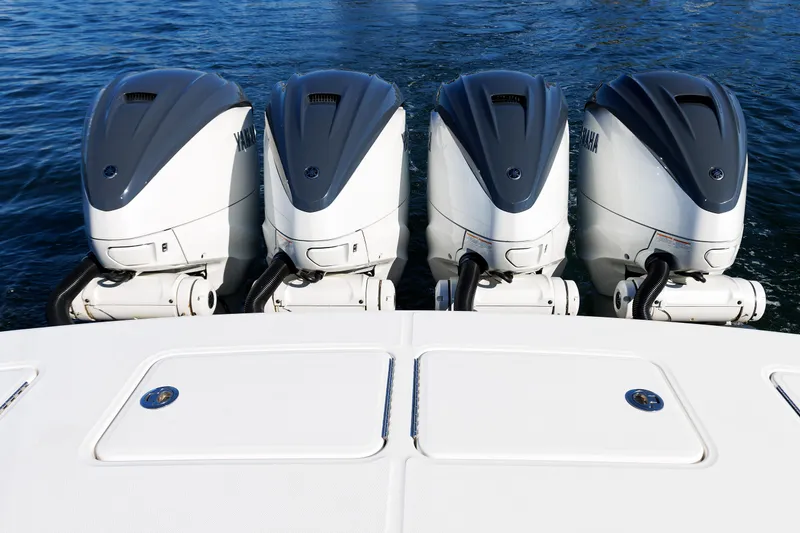 Slide: The Image of Regulator 41 NASTY HOOK II - Engines - 23