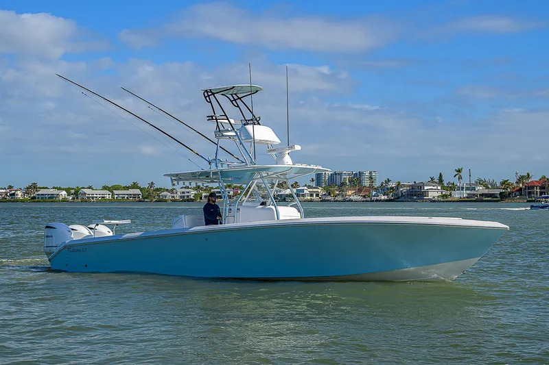 Slide: The Image of Bahama 41 2017 - 51