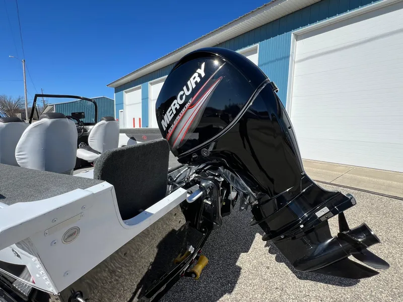 Slide: The Image of 2017 Smoker Craft 172 Ultima Fish n Ski with Mercury outboard motor. - 18