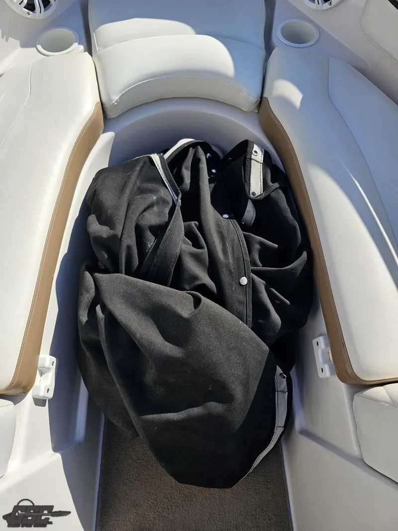 Slide: The Image of Four Winns 210 Horizon 2007 - 56