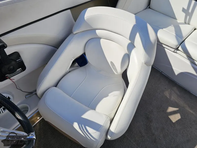 Slide: The Image of Four Winns 210 Horizon 2007 - 64