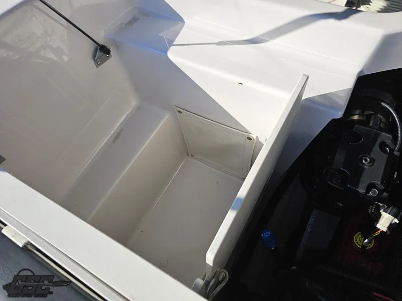 Slide: The Image of Four Winns 210 Horizon 2007 - 75