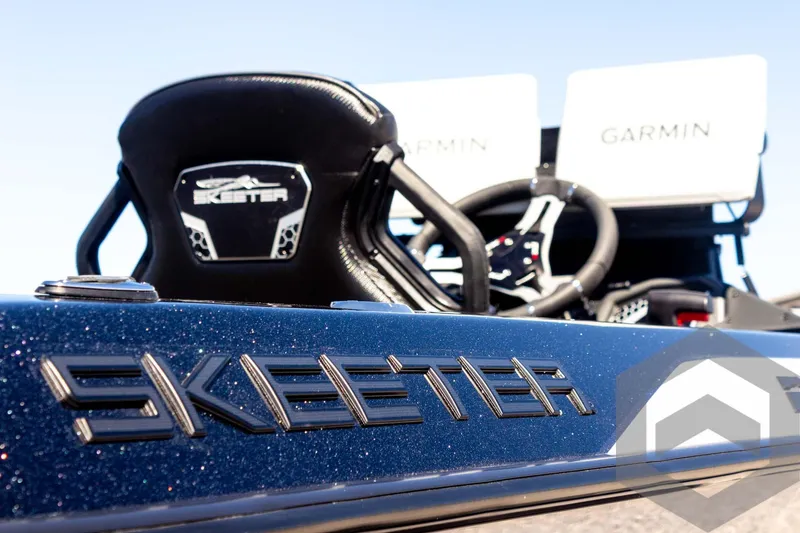Slide: The Image of 2025 Skeeter FXR 21 Limited boat interior with Garmin electronics. - 19