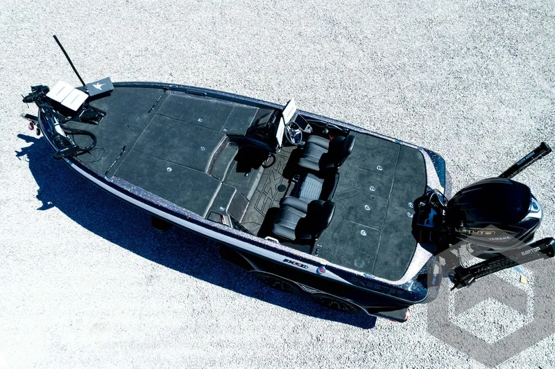 Slide: The Image of Skeeter FXR21 Limited 2025 - 65