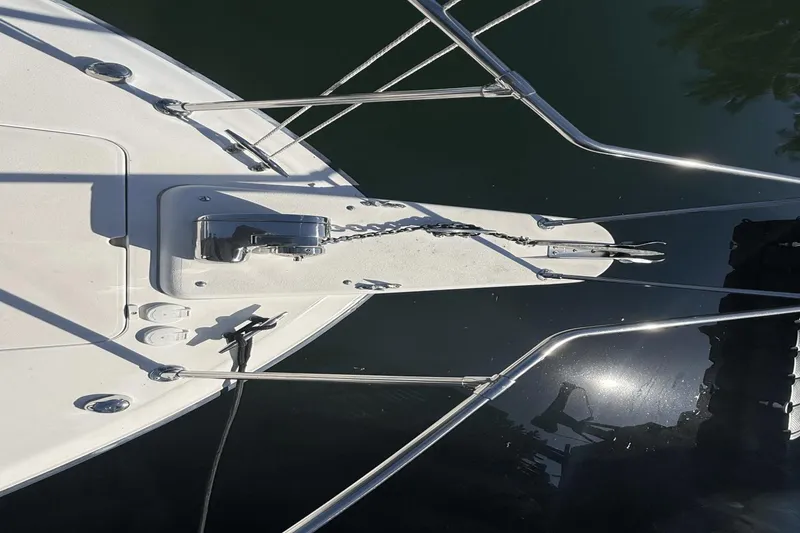 Slide: The Image of Grady-White Marlin 300 2001 - 17