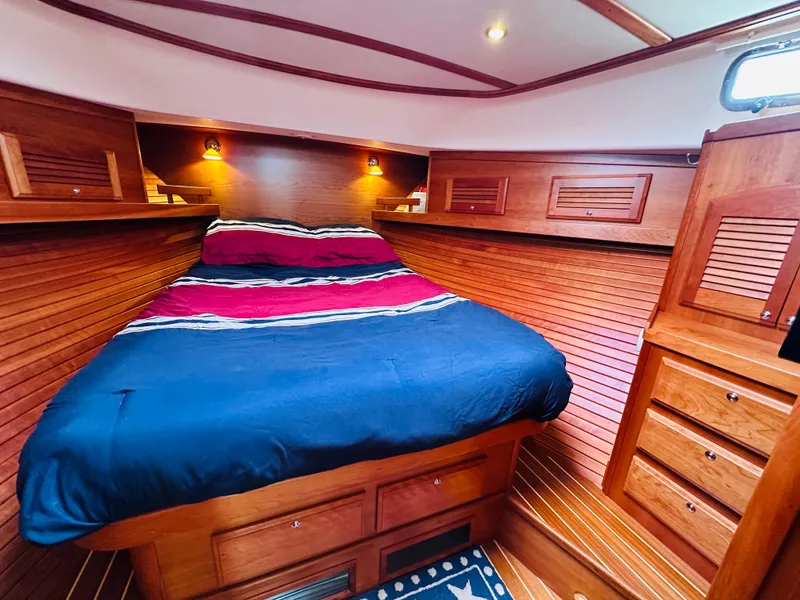 Slide: The Image of Sabre 40 Sedan 2011 - 54