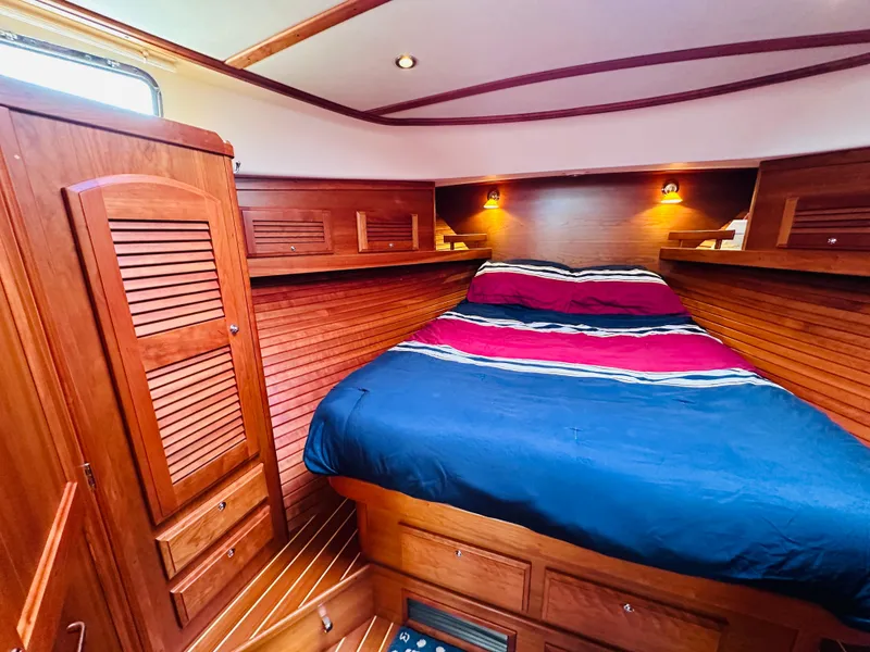 Slide: The Image of Sabre 40 Sedan 2011 - 55