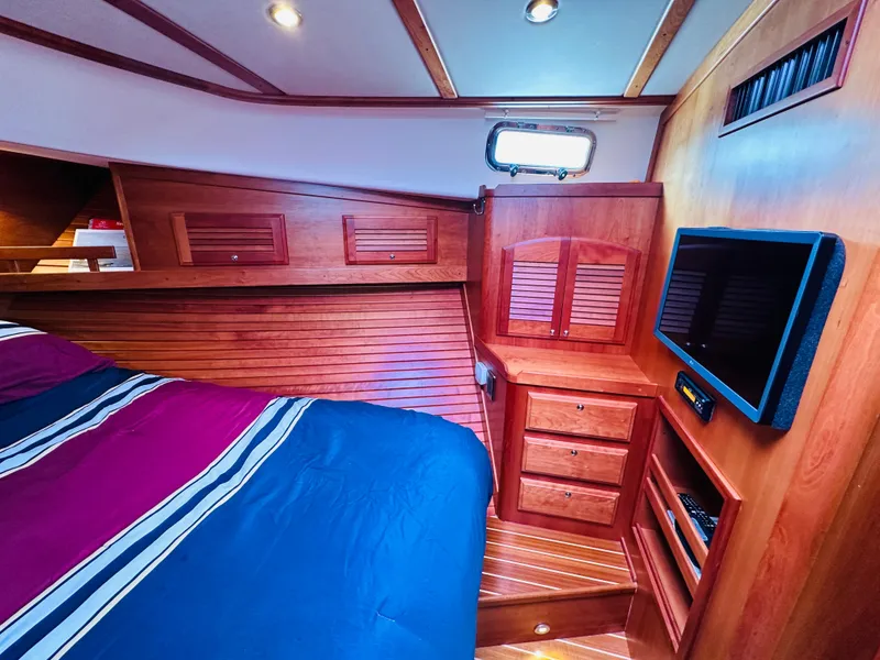 Slide: The Image of Sabre 40 Sedan 2011 - 57