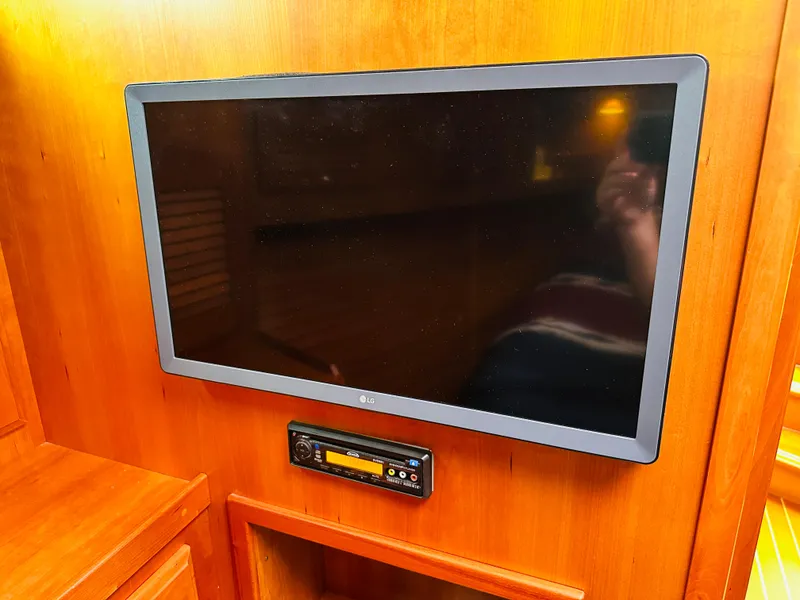 Slide: The Image of Sabre 40 Sedan 2011 - 59