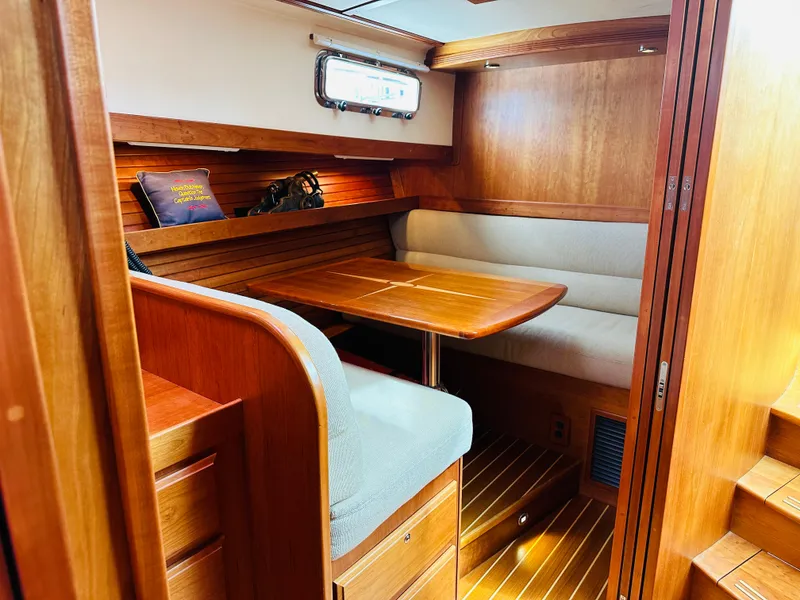 Slide: The Image of Sabre 40 Sedan 2011 - 60