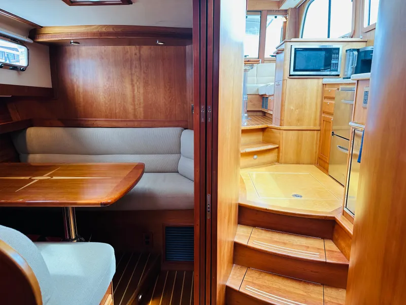 Slide: The Image of Sabre 40 Sedan 2011 - 61