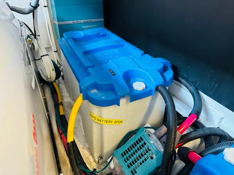 Slide: The Image of Sabre 40 Sedan 2011 - 76