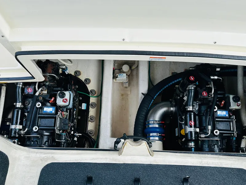 Slide: The Image of Sabre 40 Sedan 2011 - 87