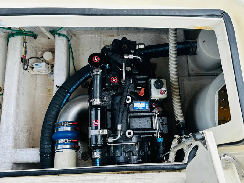 Slide: The Image of Sabre 40 Sedan 2011 - 88