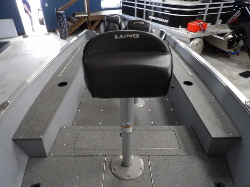 Slide: The Image of Lund 1400 Fury Tiller 2024 - 15