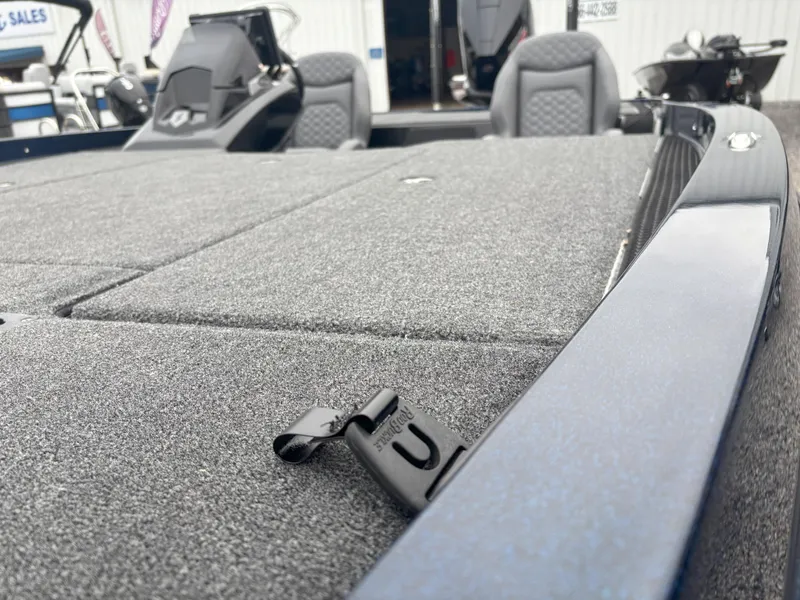 Slide: The Image of Ikon VLX20 2025 - 7