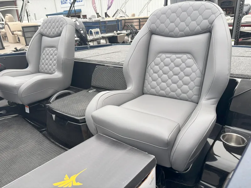 Slide: The Image of Ikon VLX20 2025 - 8