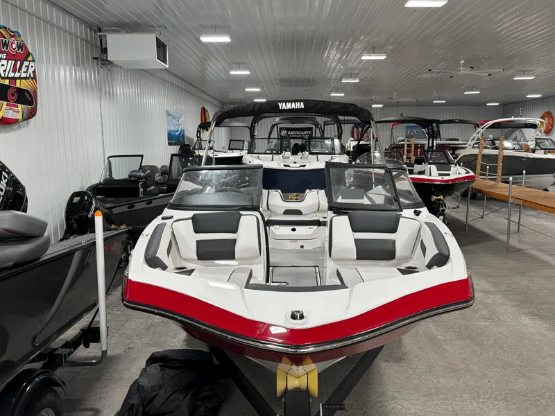 Slide: The Image of Yamaha SX195 2025 - 3