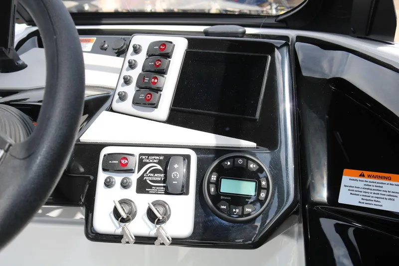 Slide: The Image of Yamaha AR220 2025 - 14