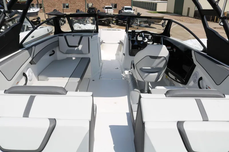 Slide: The Image of Yamaha AR220 2025 - 5