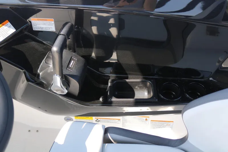 Slide: The Image of Yamaha AR220 2025 - 14