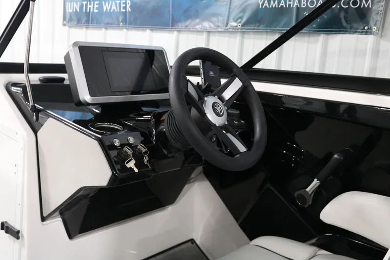 Slide: The Image of Yamaha AR250 2025 - 17