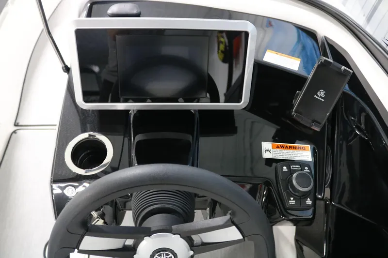 Slide: The Image of Yamaha AR250 2025 - 18