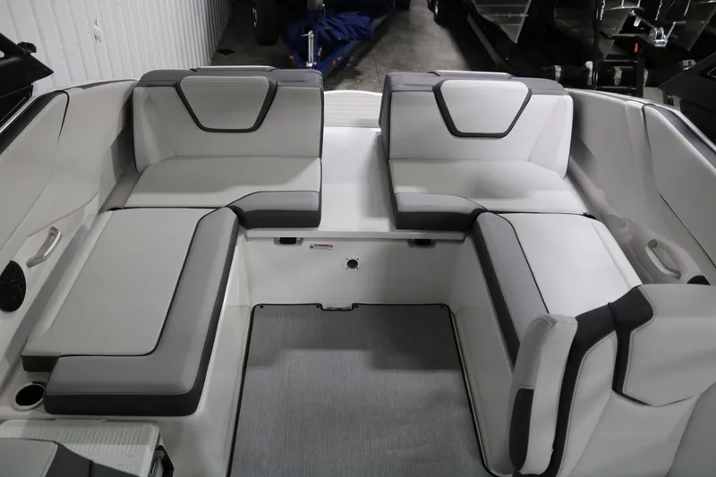 Slide: The Image of Yamaha AR250 2025 - 21