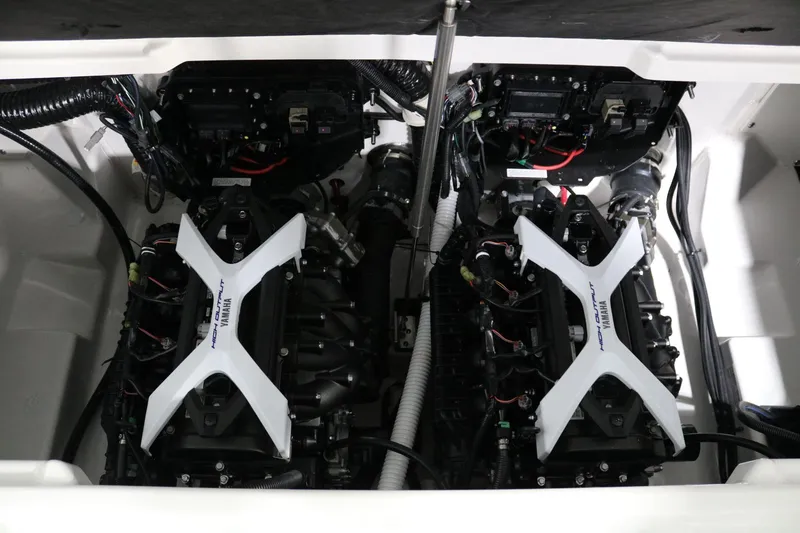 Slide: The Image of Yamaha AR250 2025 - 24