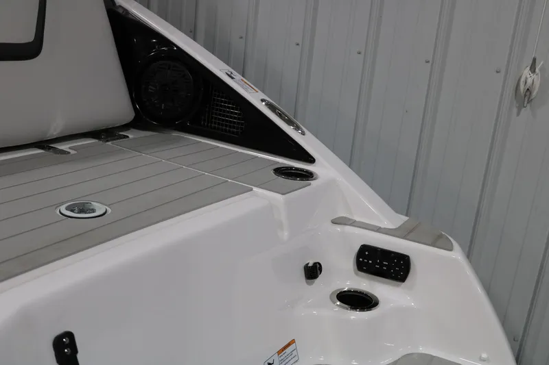 Slide: The Image of Yamaha AR250 2025 - 27