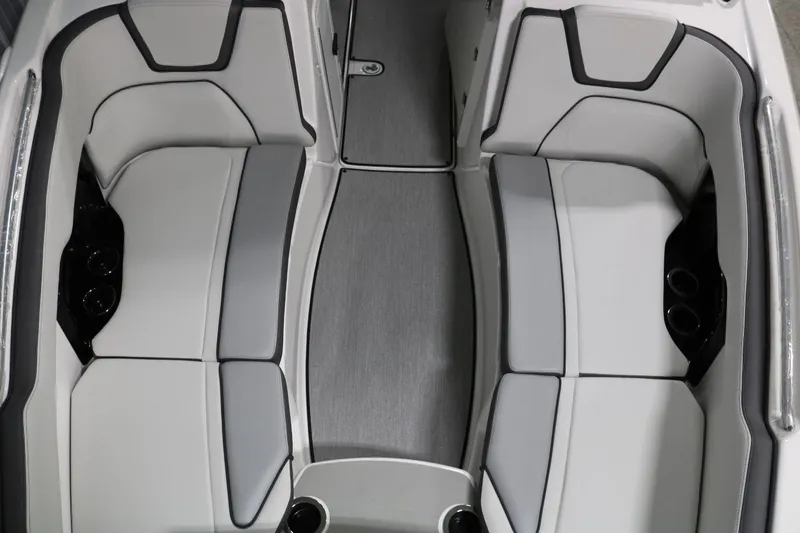 Slide: The Image of Yamaha AR250 2025 - 7