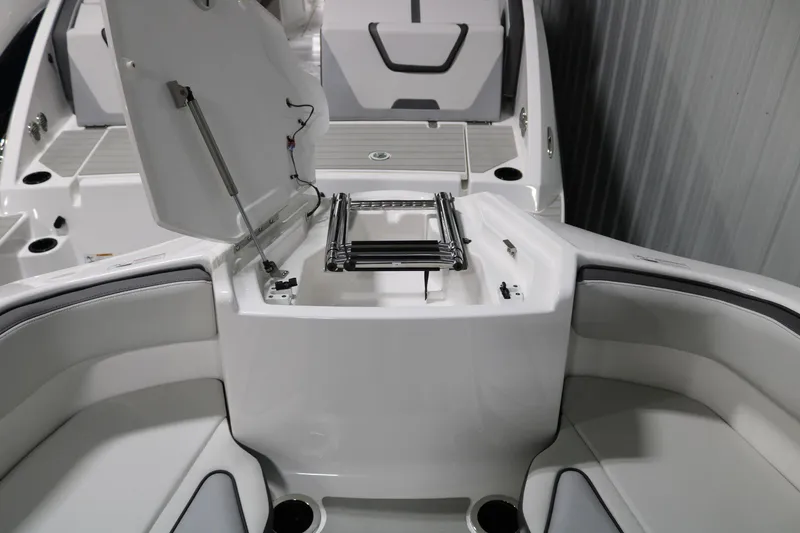 Slide: The Image of Yamaha AR250 2025 - 9