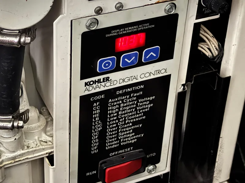 Slide: The Image of Kohler advanced digital control panel on 2006 Regal Commodore 3560 IO boat. - 20