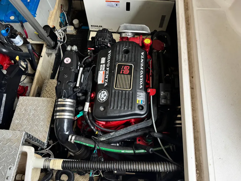 Slide: The Image of 2006 Regal Commodore 3560 IO engine compartment with Volvo Penta engine. - 30