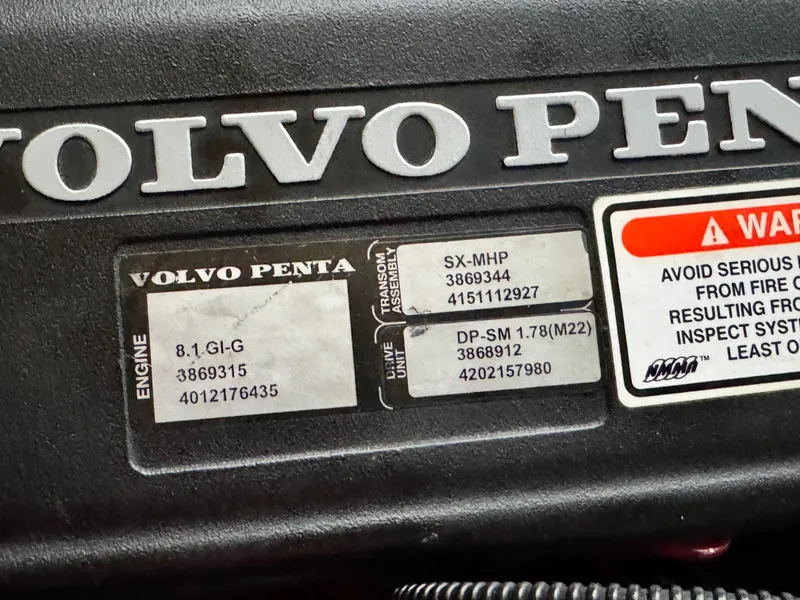 Slide: The Image of Volvo Penta engine label on a 2006 Regal Commodore 3560 IO boat. - 31