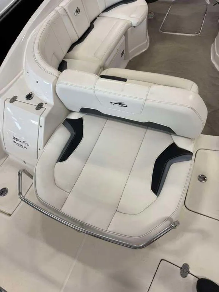 Slide: The Image of Monterey 254FS 2008 - 7