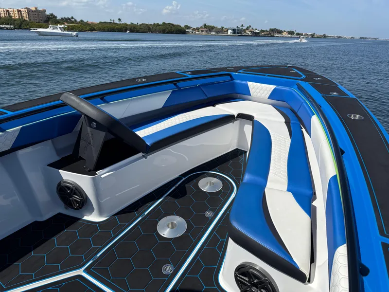 Slide: The Image of Statement 380 Open 2022 - 50