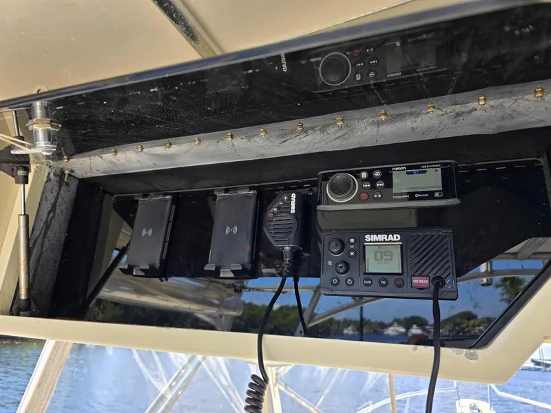 Slide: The Image of Control panel of a 1990 Gulf Stream Yachts 31 Tournament with Simrad marine electronics. - 34