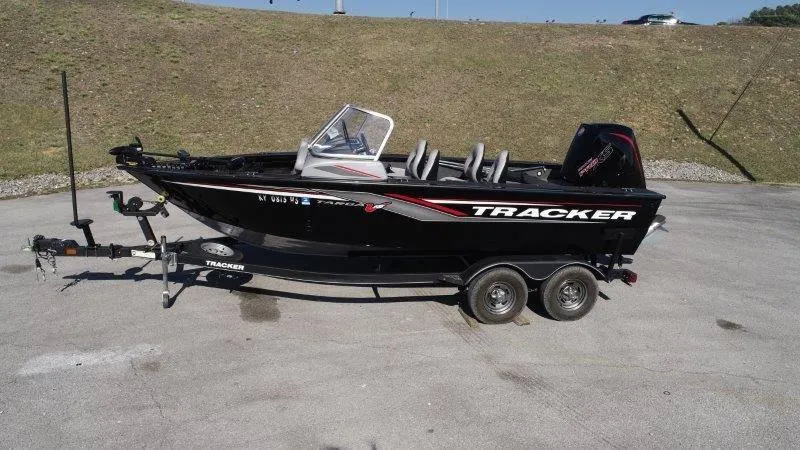 Slide: The Image of Tracker Targa V18 2019 - 3