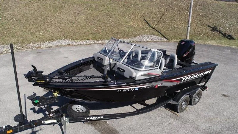 Slide: The Image of Tracker Targa V18 2019 - 6