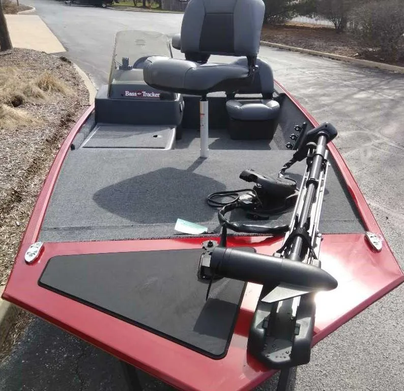 Slide: The Image of 2025 Tracker Bass Tracker Classic XL boat with seating and fishing equipment. - 3