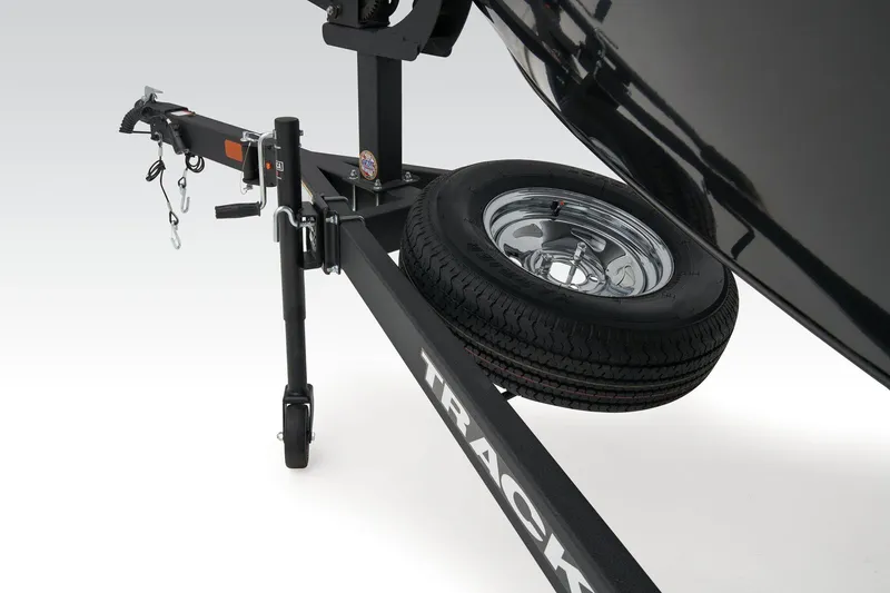 Slide: The Image of Tracker Pro Guide V-175 WT 2025 - 18