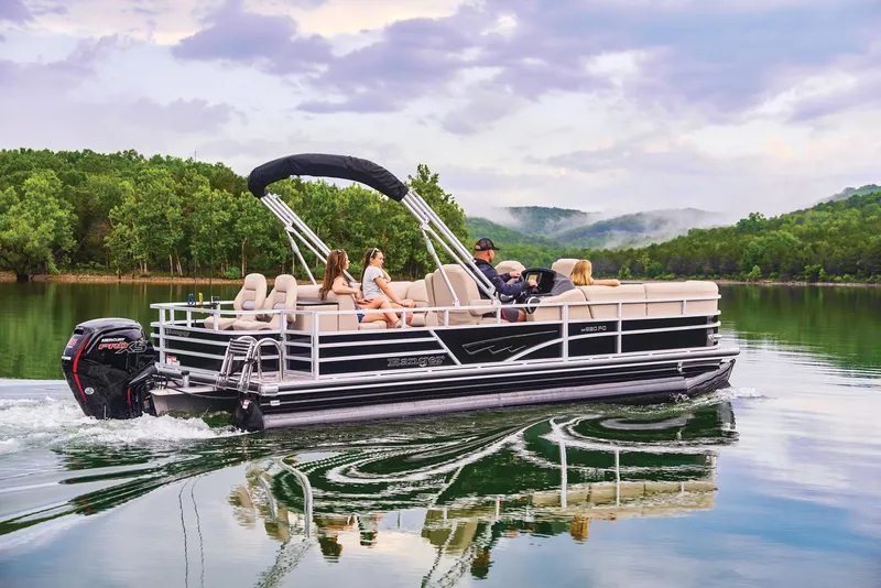 Slide: The Image of Ranger Reata 220FC 2025 - 72